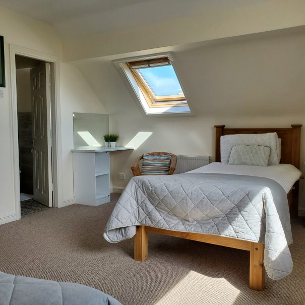 Room 2 Front Room 50430_125208